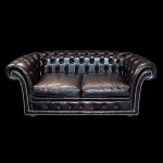 canapé 2 places Chesterfield Wesbury en cuir de vachette suprême coloris noir