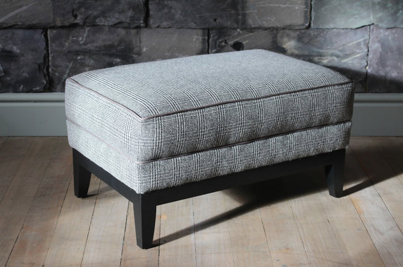 poufanglaishighgroveentissu LongField 1880